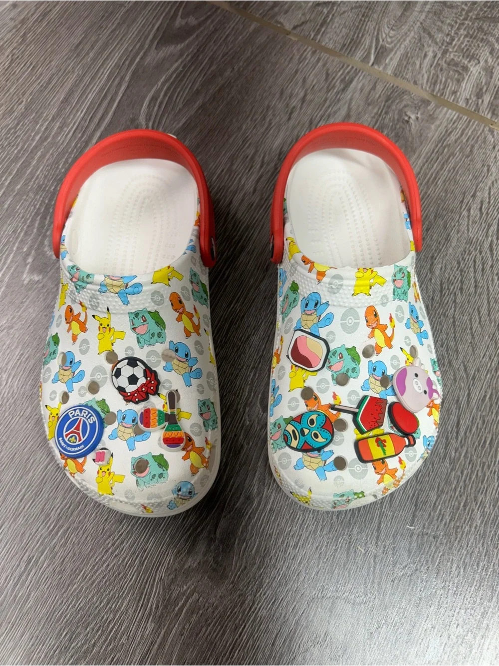 Croc junior limited edition Pokémon picachu clogs